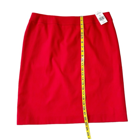 Tahari ASL Women’s Red Long Sleeve Belted Gold Hardware Skirt Suit Size 14 - Picture 8 of 14